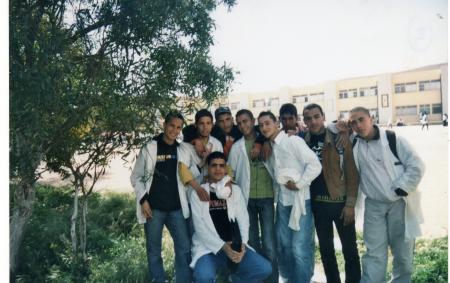 �����-����-����.���-�����-��������-�����.����.----------�����